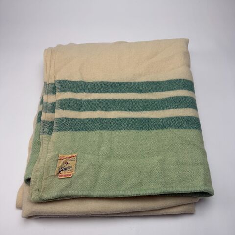 Ayers pure-wool camp blanket